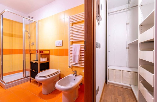Como Apartment | San Giovanni Orange Studio by Wonderful Italy