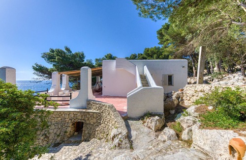 Castro Marina Villa | Sea access: unique villa with stunning views (house A)