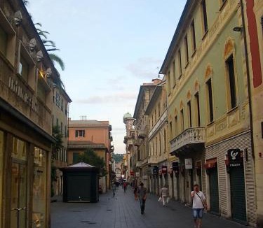 Sestri Ponente Bed & Breakfast | Seal Home