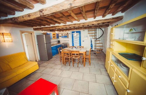 Massa Apartment | Seventh Heaven' flat with shared pool