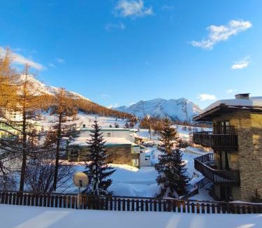 Sestriere Apartment | Shackleton Chalet