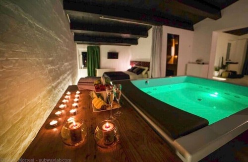 Poggio San Marcello Apartment | Silent Estate - Apartment with private Jacuzzi