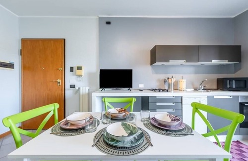 Bergamo Apartment | Smart Apt w Workspace in Bergamo