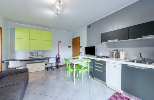 Bergamo Apartment | Smart Apt w Workspace in Bergamo