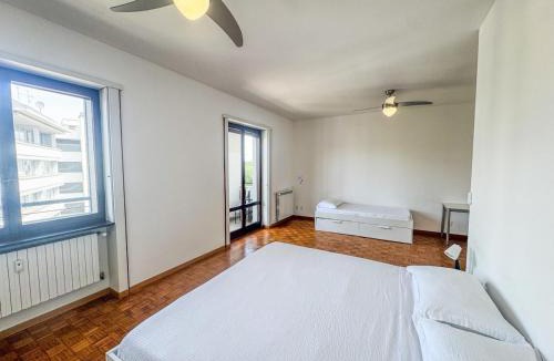 Cascina dei Pomi Apartment | Spacious and bright 3-bedroom apartment steps from Milan Central Station
