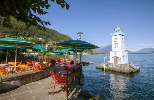 Gravedona Apartment | Spacious Historic Apartment with Lake Como View, Wi-Fi and Air Conditioning