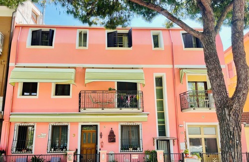 Porto Garibaldi Apartment | Spacious one-bedroom apartment with balcony steps from the harbor and beaches