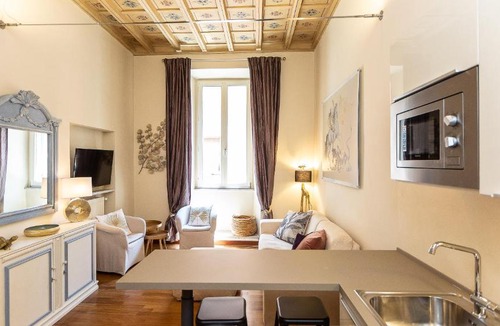 Rione IV Campo Marzio Apartment | Spanish Steps Exclusive Rental in Rome
