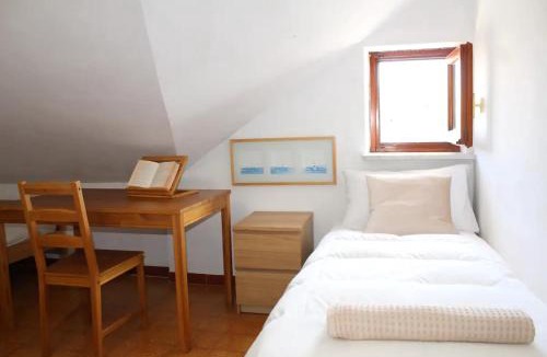 Castel di Leva Apartment | Spazioso appartamento (FREE PARKING)