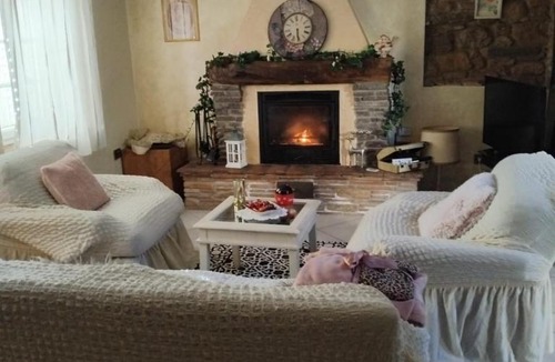 Colle di Compito Apartment | Splendido rustico shabby