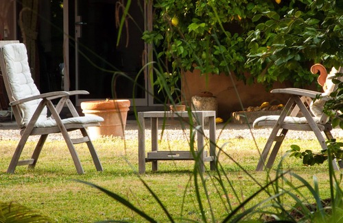 Avane Apartment | Stay, think and relax. Classic layout. 15' drive from Pisa, Lucca and the beach.