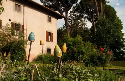 Avane Apartment | Stay, think and relax. Extended layout. 15' drive from Pisa, Lucca and the beach