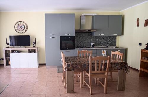Lasnigo Apartment | Stella Apartment