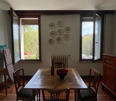 Sanguinetto House | Storico appartamento con parco