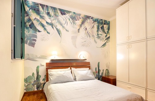 Grottaglie Apartment | Studio Apartment 'Casa Le Margherite 2' with Balcony, Wi-Fi and Air Conditioning