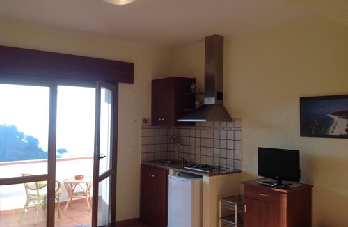 Drapia Apartment | Studio, Pool, Garden & View, 4 km from Tropea