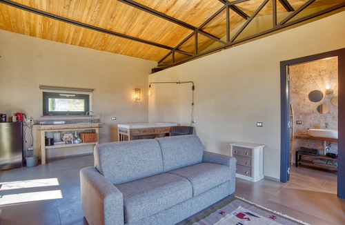 Castell'Azzara Apartment | Studio - studio apartment with kitchenette - in the Tuscan countryside