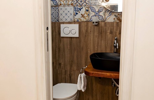 Mola di Bari Apartment | Studio 'Suite Di Dionisio e Arianna' with Wi-Fi and Air Conditioning
