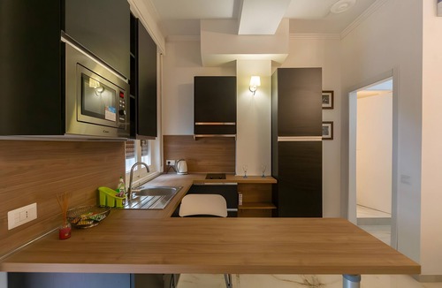Lecco Apartment | 'Studio with Terrace Chagall' with Terrace and Air Conditioning