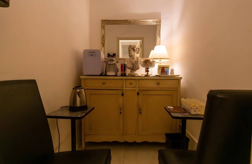 Lecco Apartment | 'Studio with Terrace Chagall' with Terrace and Air Conditioning