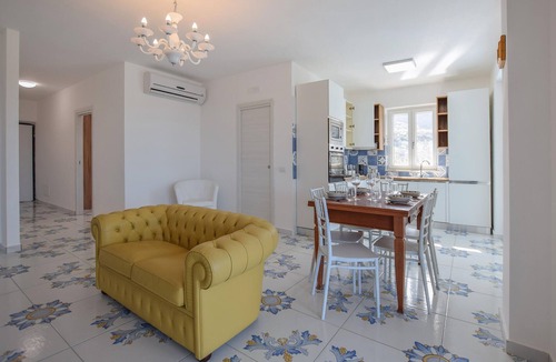 Laureana Cilento Apartment | Stunning apartment in Laureana Cilento with WiFi