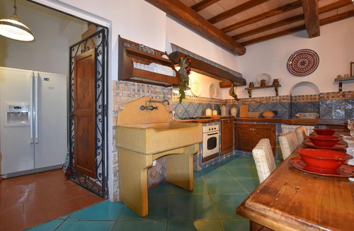 Trappeto Apartment | Stunning apartment in Trappeto with WiFi