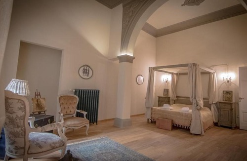 Duomo Apartment | Stunning Apt 5min Walk to Duomo