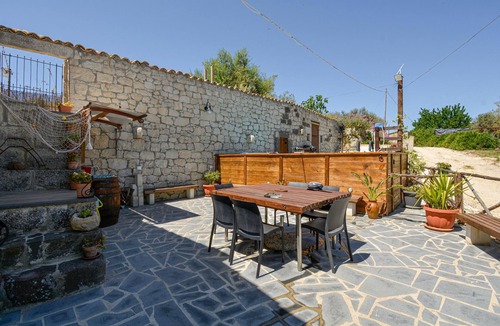 Monterosso Almo House | Stunning home in Monterosso Almo