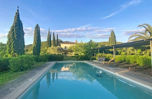 Riparbella Villa | Stunning private villa with WIFI, private pool, balcony, pets allowed and panoramic view
