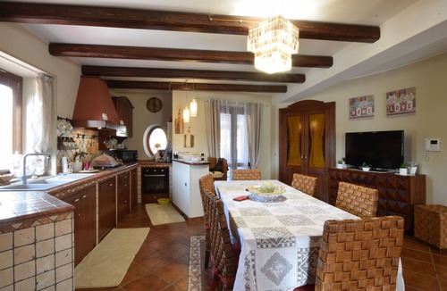 Giarratana House | Stunning villa for 7 guests with A/C, WIFI, patio and panoramic view
