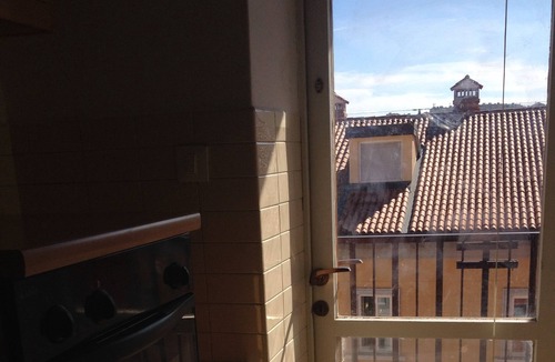 Citta Nuova-Barriera Nuova-San Vito-Citta Vecchia Apartment | Sunny Apartment Temporary Rent