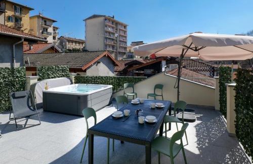 Comero Apartment | Super Attico