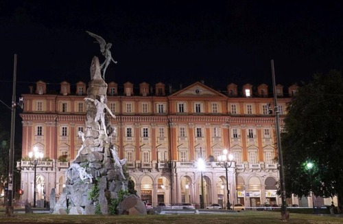 Turin Apartment | Sweet Statute 9