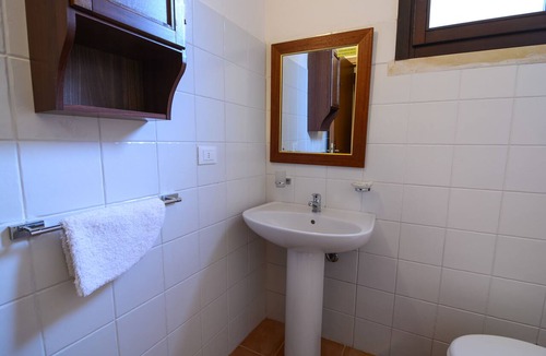 Acaya Hotel | Tenuta Santicuti