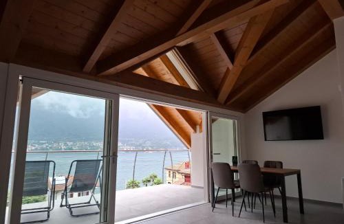 Limonta Apartment | Terrazza Limonta