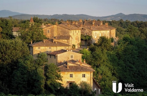Terranuova Bracciolini Apartment | The Cornflower