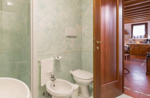 Castegnero Apartment | The Mulberries three bedroom and two bathroom apartment