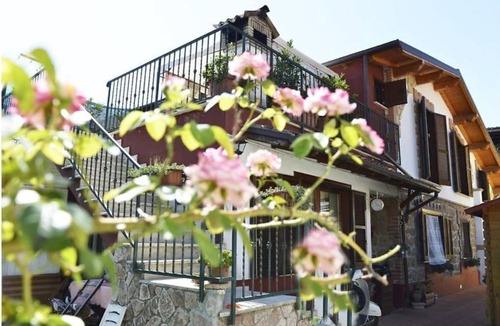Valmontone Apartment | THE VILLAGE.