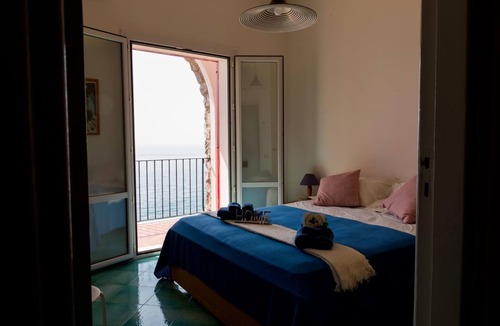 Cetara Apartment | Three Bedroom Villa amalfi coast