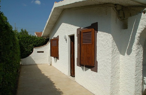 Porto Potenza Picena House | Three-room detached apartment with garden with direct access to the beach