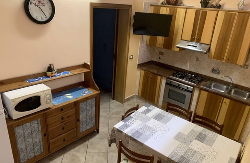 Gioiosa Marea Apartment | Three Steps from the Sea with Free Parking