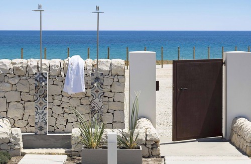 Reitani Villa | Thyme with pool and a Jacuzzi - My Rental Homes