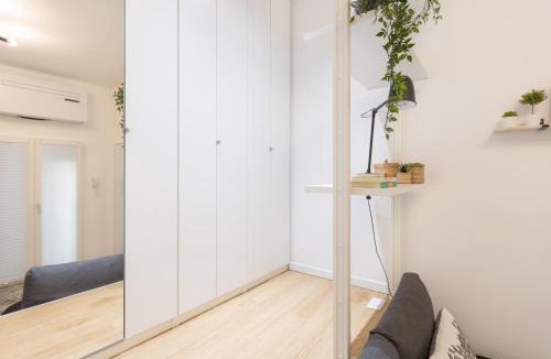 Porta Venezia Apartment | Tiny & Tidy Studio in the key area of Milan