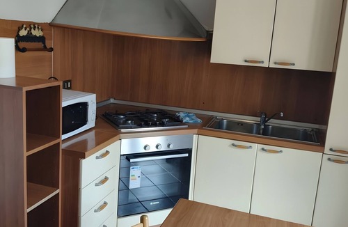 Carpeneda Apartment | 'Topazio' Apartment with Mountain View, Wi-Fi and Air Conditioning