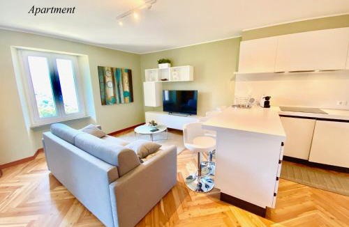 Colmegna Apartment | Tower 44