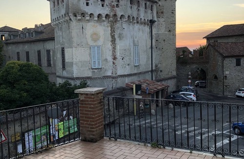 Casaleggio Boiro House | Tower Room