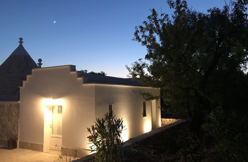 Ceglie Messapica House | TRULLI PIETRAVERDE GUEST HOUSE