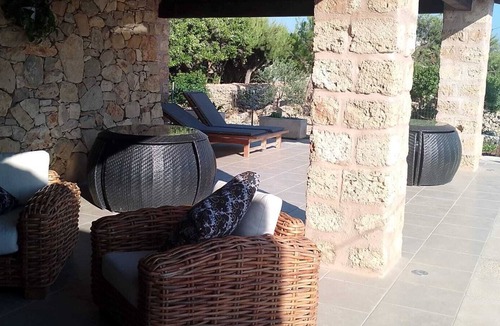 Posto Rosso Villa | Trullo Fronte Mare "Elmeca"