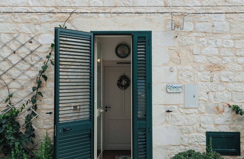 Sampieri Apartment | Typical Stone seaside house Sicily