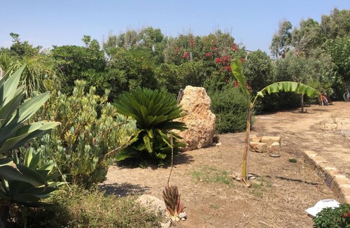 Isola di Capo Rizzuto House | Vacation apartment in a villa between the sea and the lighthouse